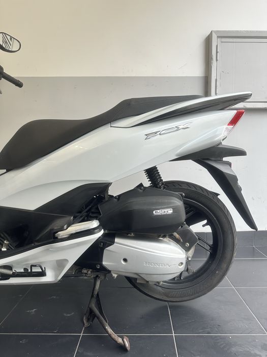 Honda pcx (18 meses garantia)