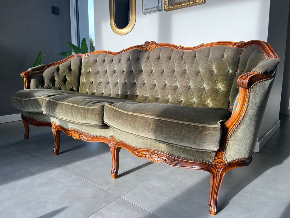 Kanapa w stylu retro antyk