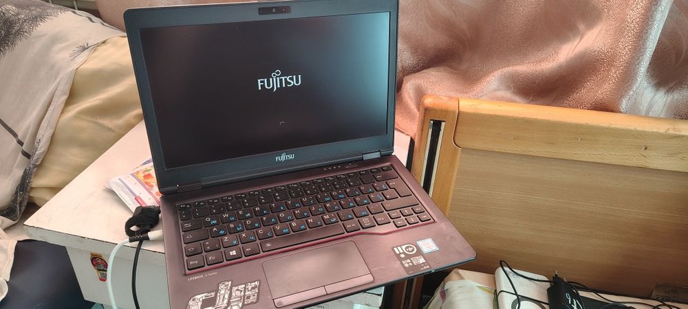 Ноутбук u727 16ram 240m2