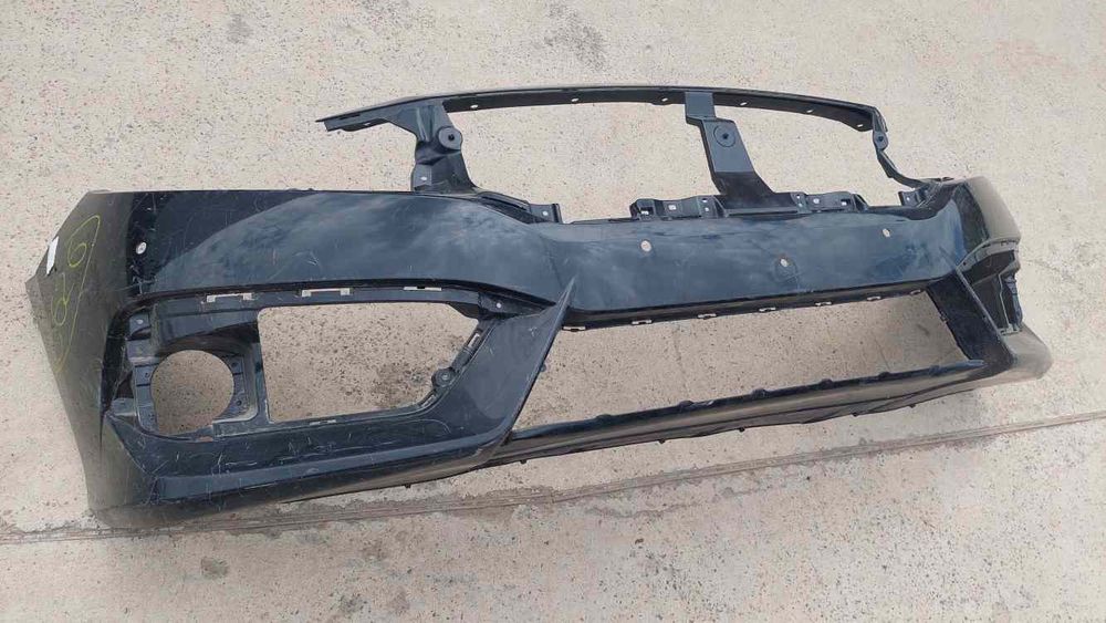Honda Civic sedan бампер передній