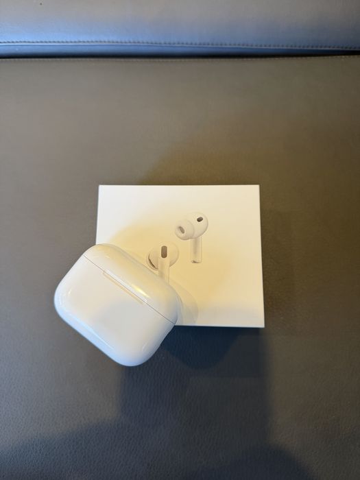 Продам AirPods Pro 3
