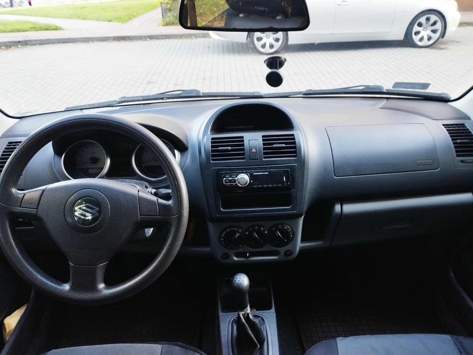 Suzuki Ignis 2004 1.3 benzyna