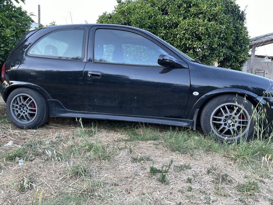 Opel Corsa B 1.4 16V Sport 90cv