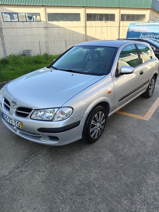 Vendo Nissan almera 1.5 gasolina 16 válvulas de 2002.