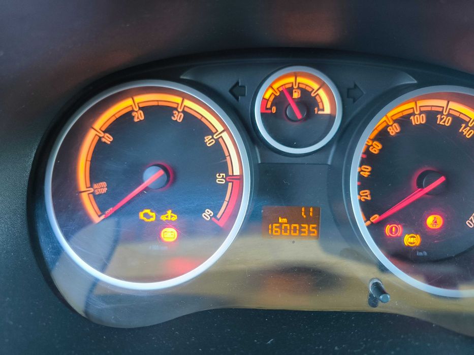 Vendo Opel corsa 1.3 CDTI