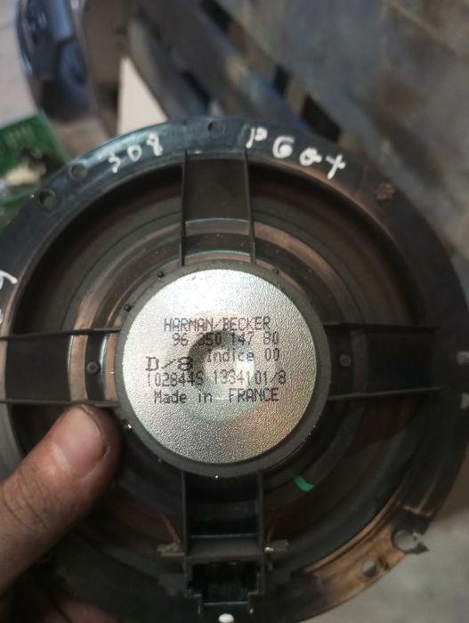 Colunas de Som / Altifalantes Porta Peugeot 308 / 207 / 307 (9635014780)