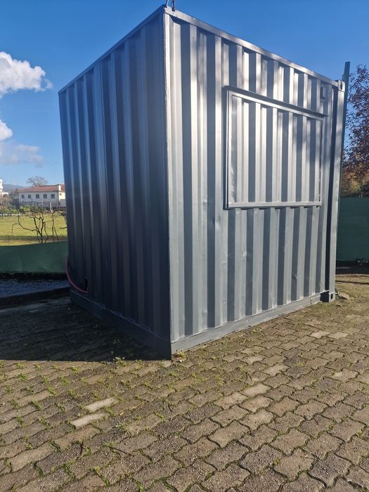 Contentor  com janela