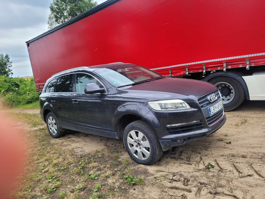 Audi q7 3.0 tdi wersja 7 osobowa dla majsterkowicza