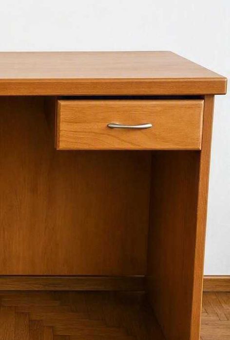 Mesa em pinho mel