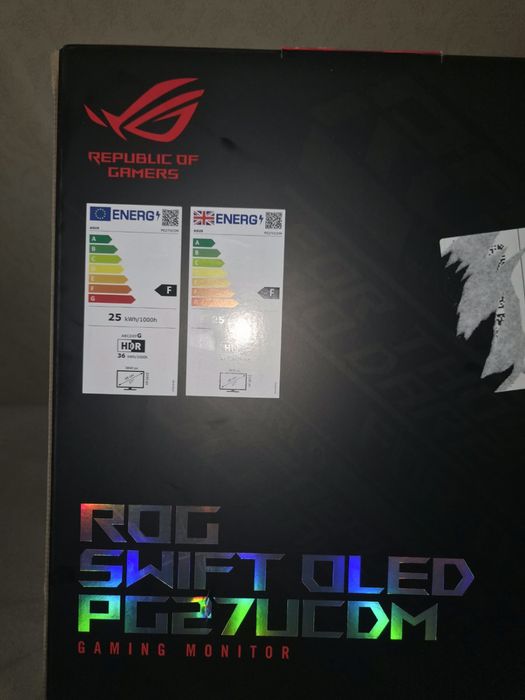 Monitor rog swift oled pg27ucdm