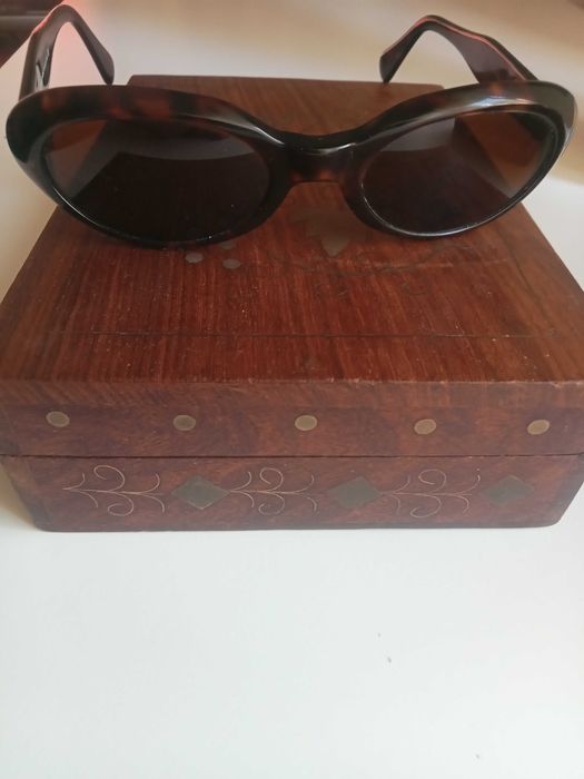 Sergio Tacchini ST1557 – Elegância Italiana com Atitude Solar