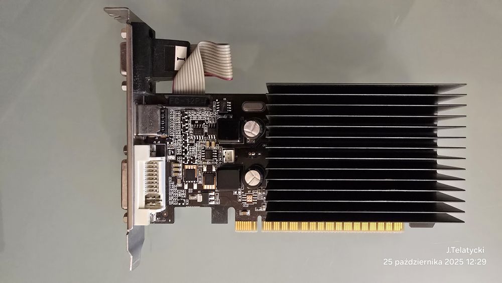 Karta graficzna G-GeForce 210
