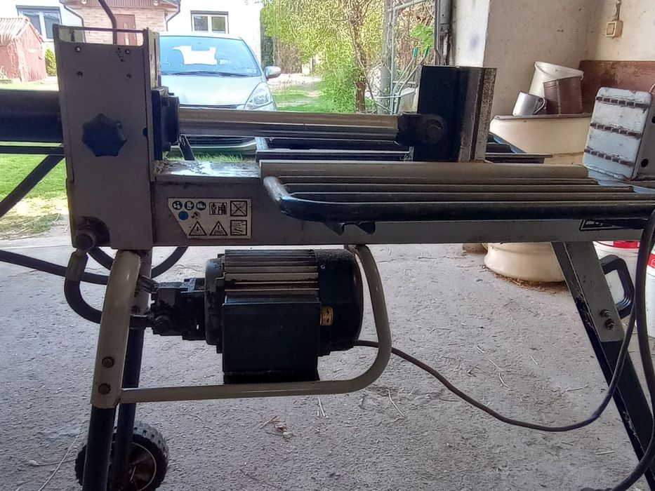 Hydrauliczna Łuparka do drewna 9T