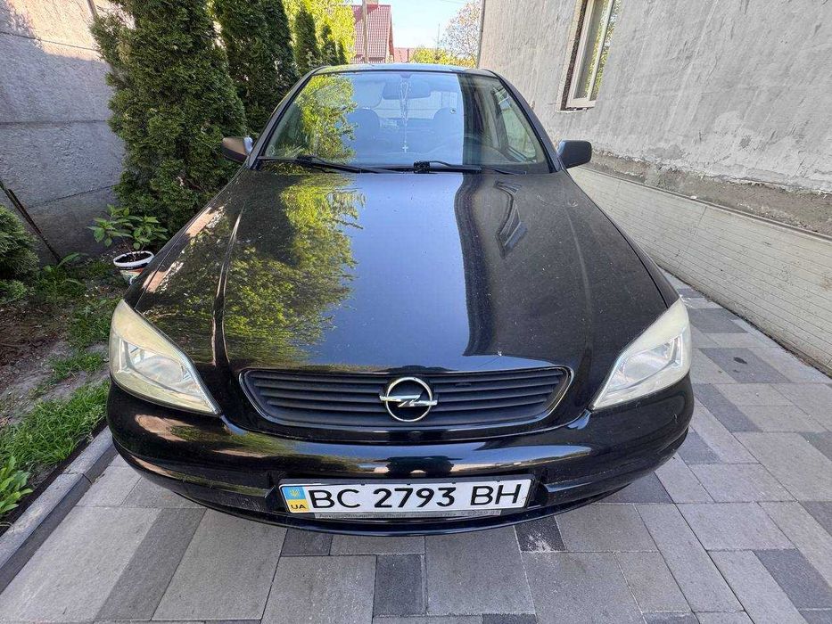 Опель Астра 2007 року. Торг біля авто