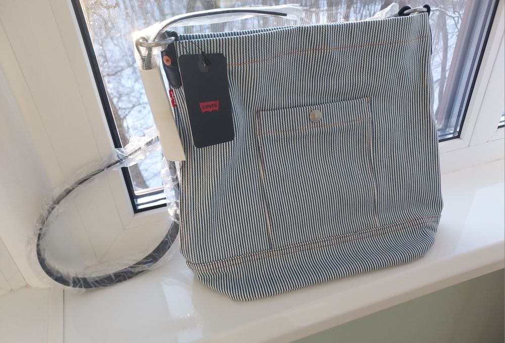 Сумка Levi's женская