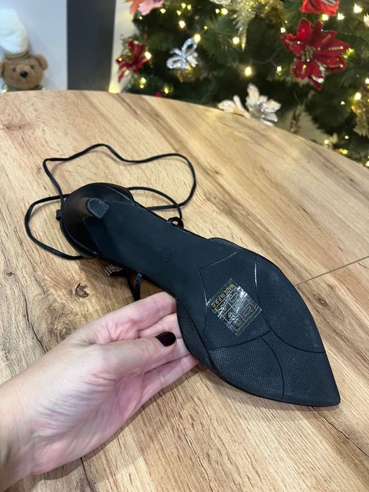 Жіночі туфлі , лодочки, човники