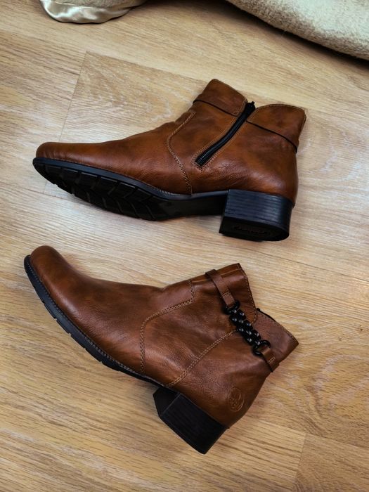 Brązowe buty za kostkę rieker 42