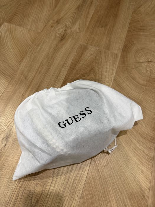 Сумка guess клач