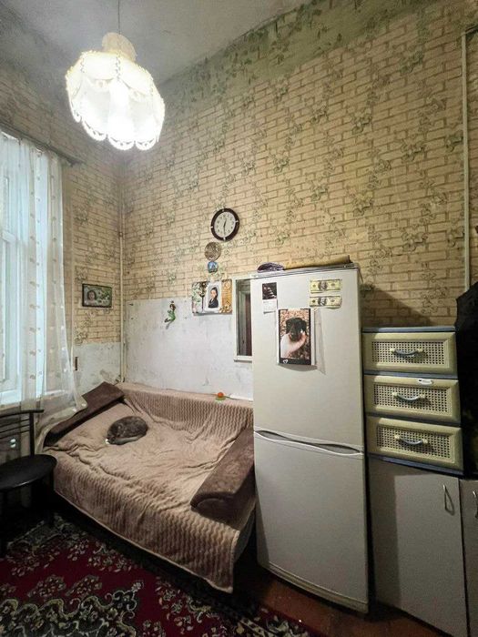продам коммунальную квартиру, центр, 2 комнаты