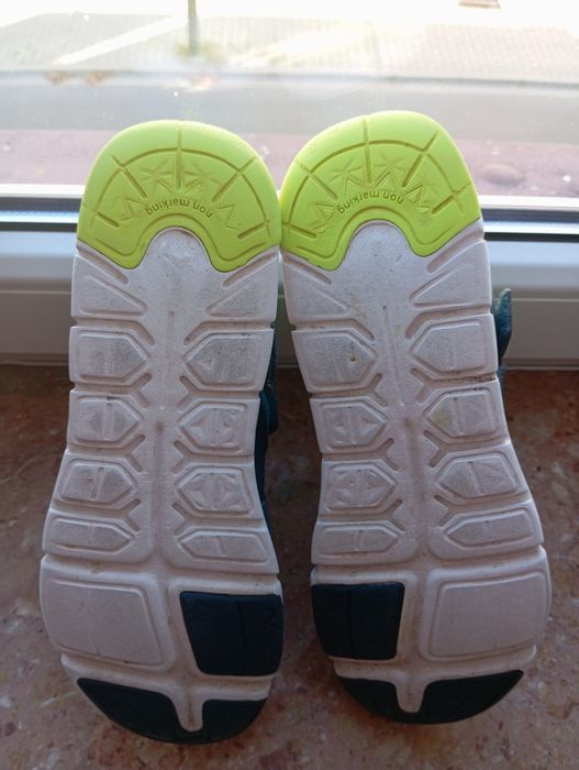 Adidasy chłopięce na siatkówkę newfeel rozm 39
