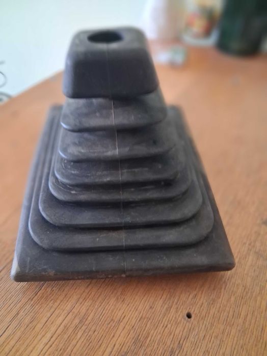 продам пыльник на кулису скоростей москвич 2141