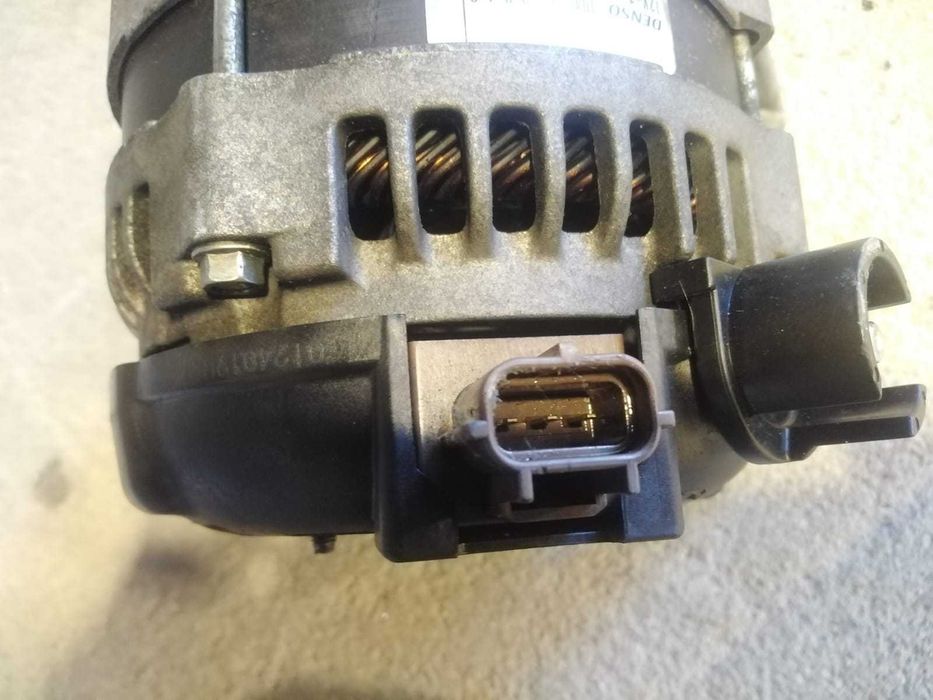 Alternador Ford C-Max 1.6 TDCI