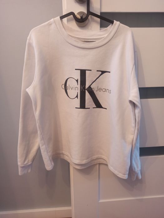 Biała bluza Calvin Klein