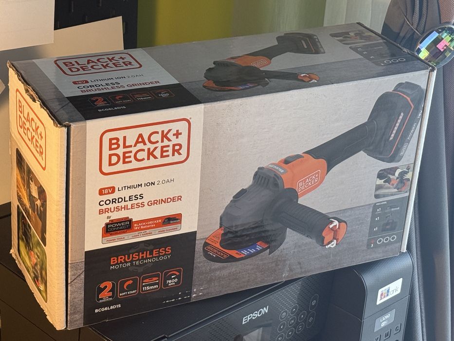 Akumulatorowa szlifierka kątowa Black+Decker