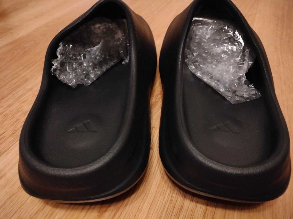 Klapki adidas Yezzy Slide