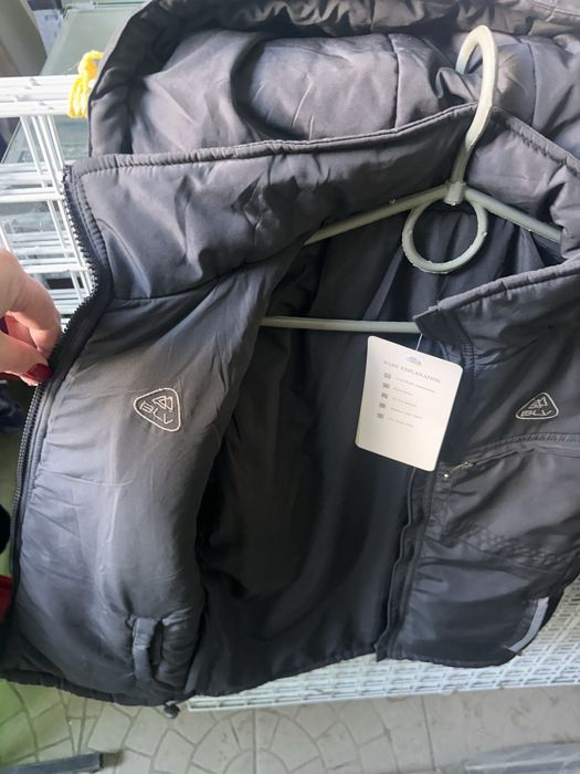 Куртка двусторонняя на мальчика 7-8 лет новая