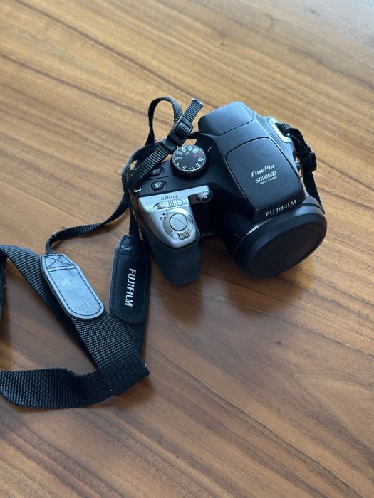 Camara fujifilm FinePix S800fd