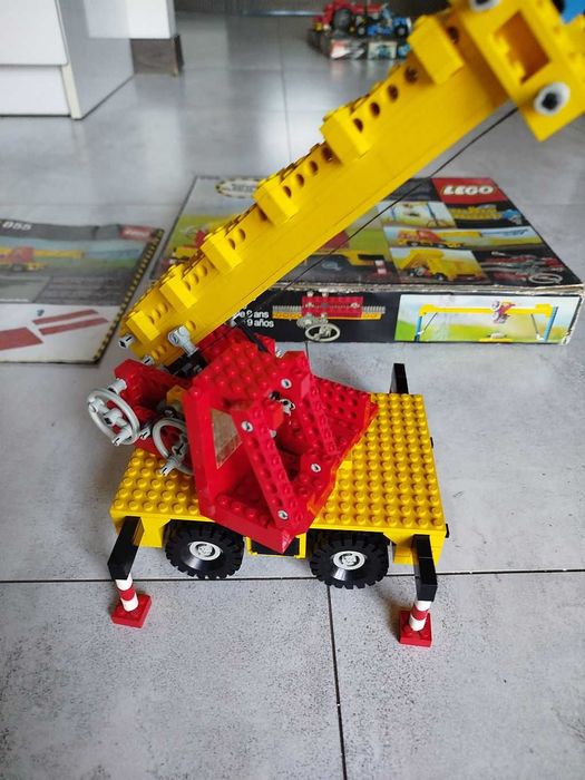 Lego 855 Mobile crane