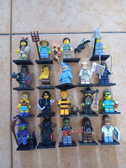 Лего колекційні фігурки 15 series, Halloween, 17 series, batman movie, 14 series, 10 series, simpsons