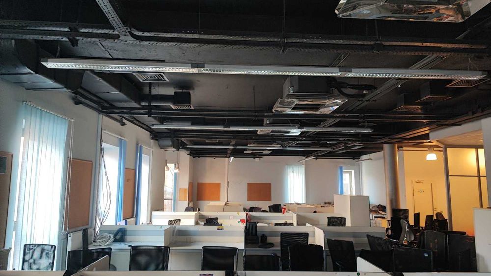 Високоякісний офісний  світильник LUG Cirrius2