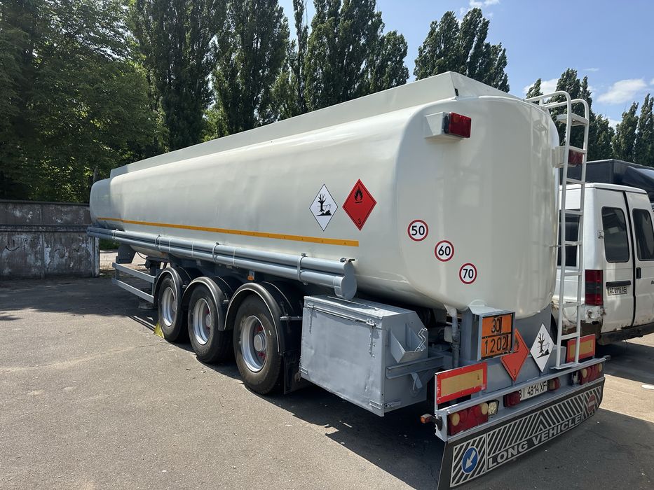 Автоцистерна ADR 6 секцій
