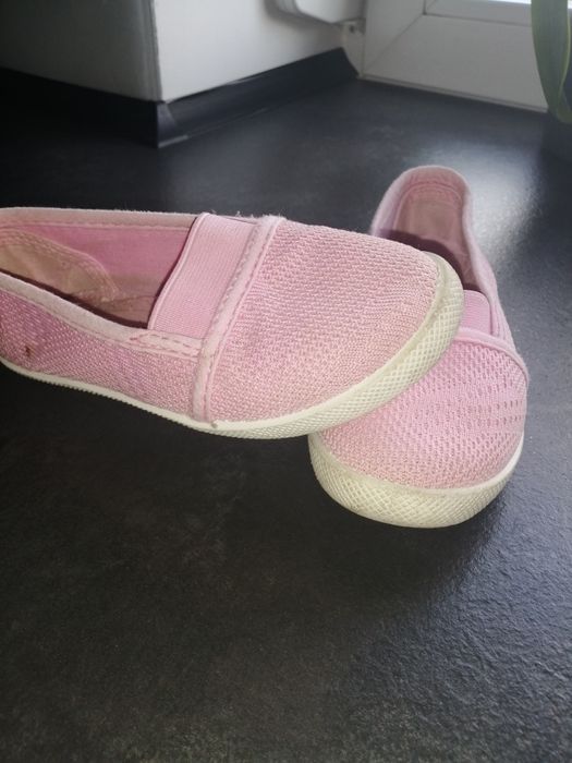 Tenisówki  dziewczęce r. 26