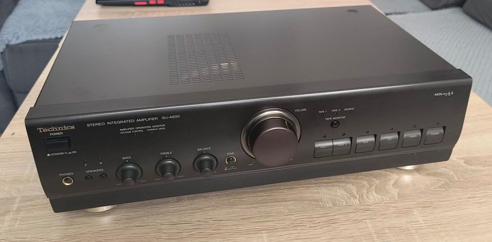 Wzmacniacz Technics SU A600
