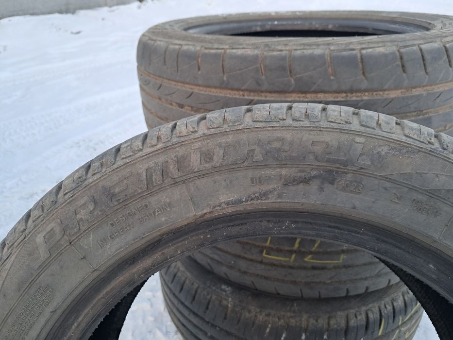 Продам 4 шини Літо.