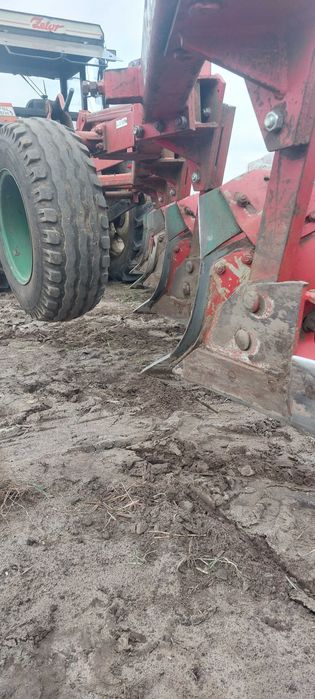 Pług Unia Tur 4+1