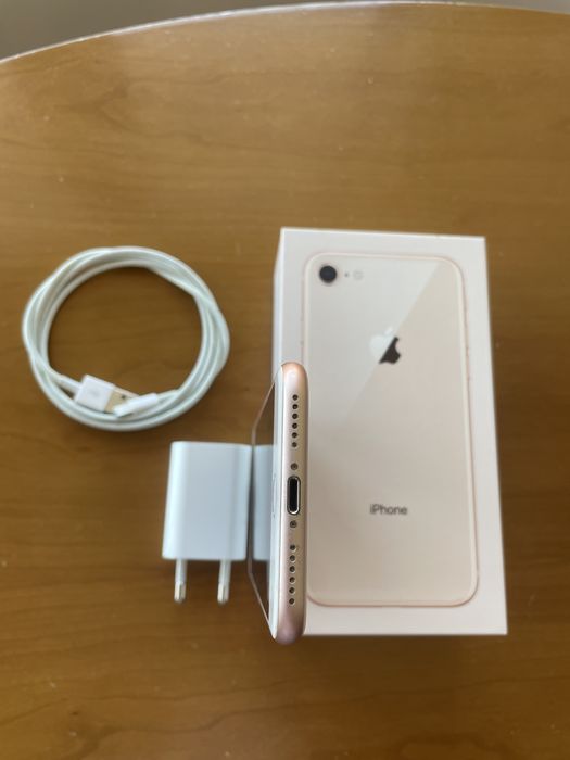 iPhone 8 dourado  - 64Gb