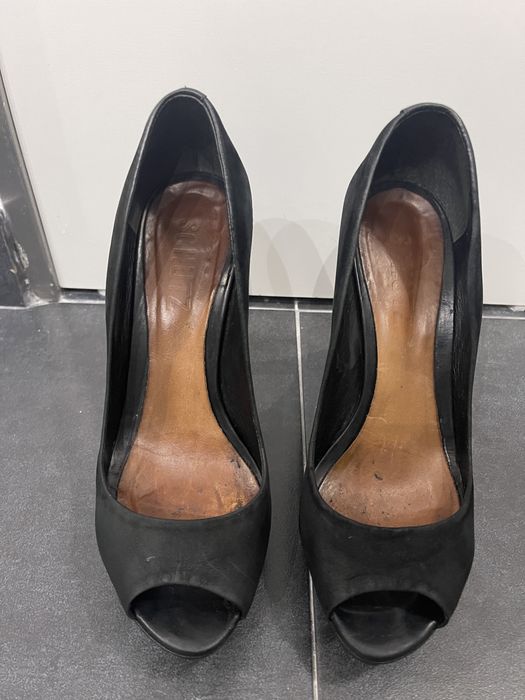 Used Black Shutz Shoes Size 39