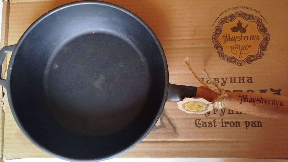 Сковорода чавунна 24х6 нова з кришкою