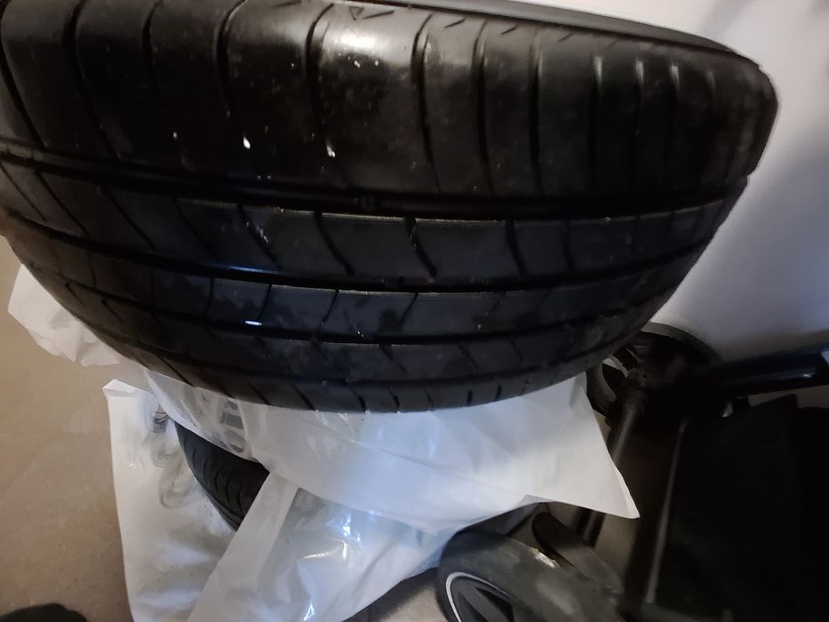 Opony letnie Kumho 215/60 R17