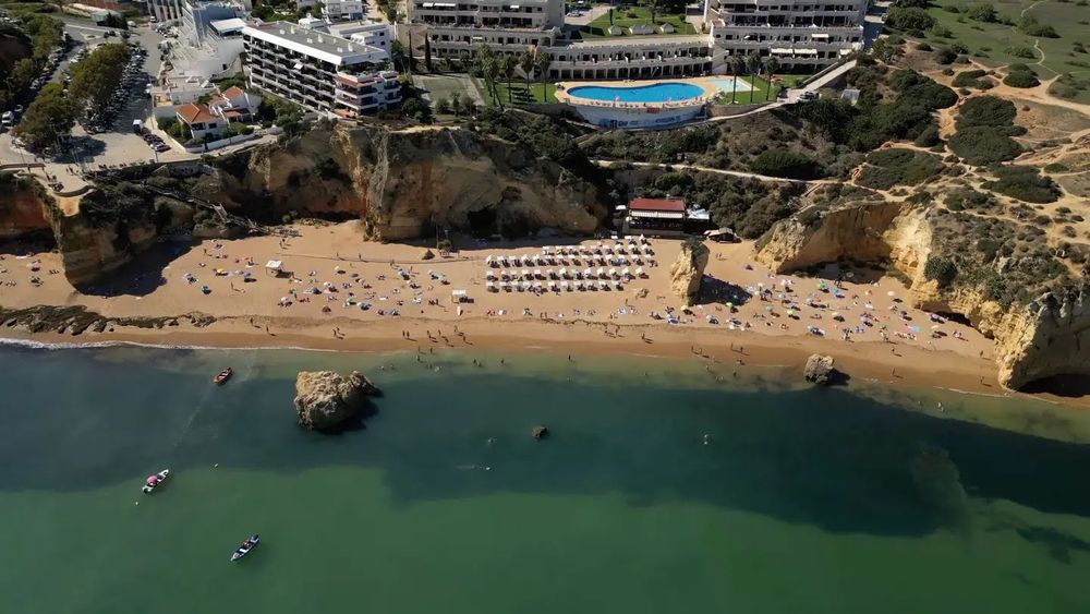 T2 ALGARVE com PRAIA a 100mts e centro histórico da cidade a 500mts