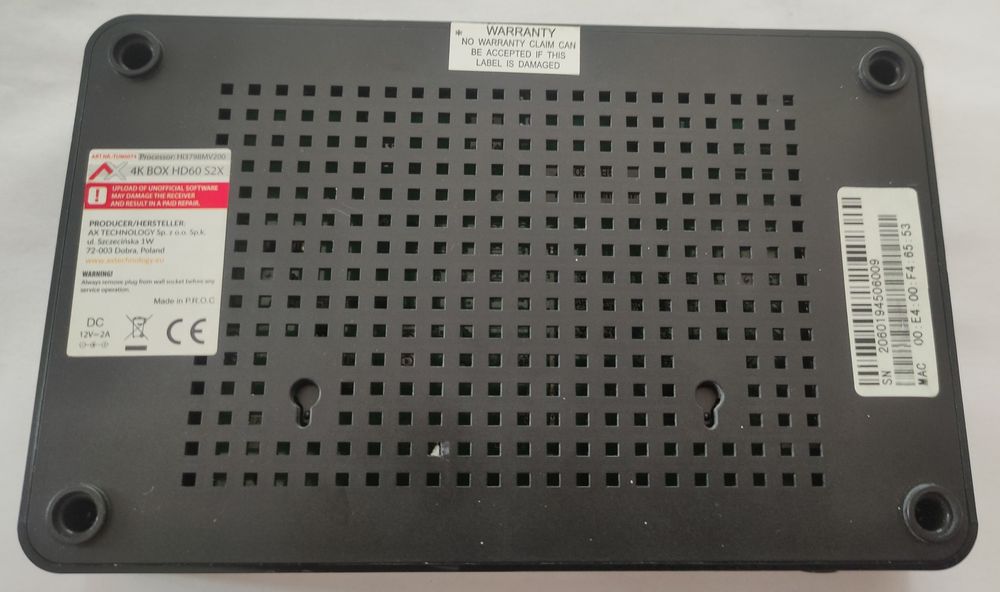 AX 4K BOX HD60 OpenATV 8.0 z nowym nieużywanym pilotem