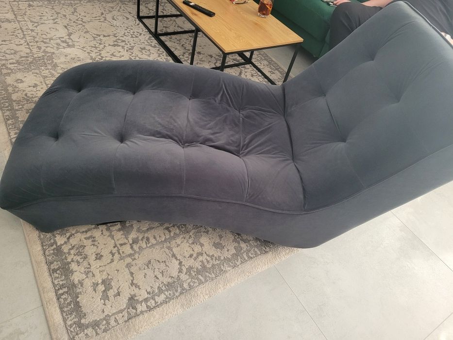 Szezlong używany,  szary