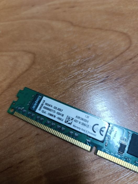 Kingston 4 GB Ram kvr13n9s8/4