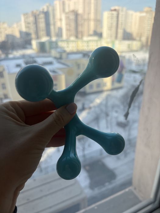 Два масажери для шиї та спини