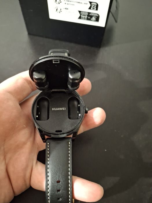Huawei watch buds