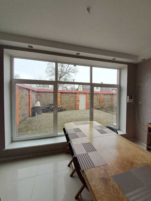 Продам  на Слободке!